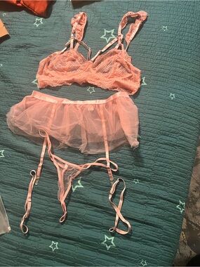 New Pink Women’s Set Lingerie Lace Bra and Panty babydoll sleepwear